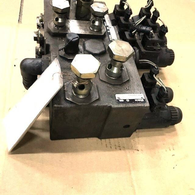 Valve Block for Still R60-30,R60-35, R60-40, R60-45, R60-50 - صمامات هيدروليكية - معدات المناولة: صور 4 Valve Block for Still R60-30,R60-35, R60-40, R60-45, R60-50 - صمامات هيدروليكية - معدات المناولة: صور 4