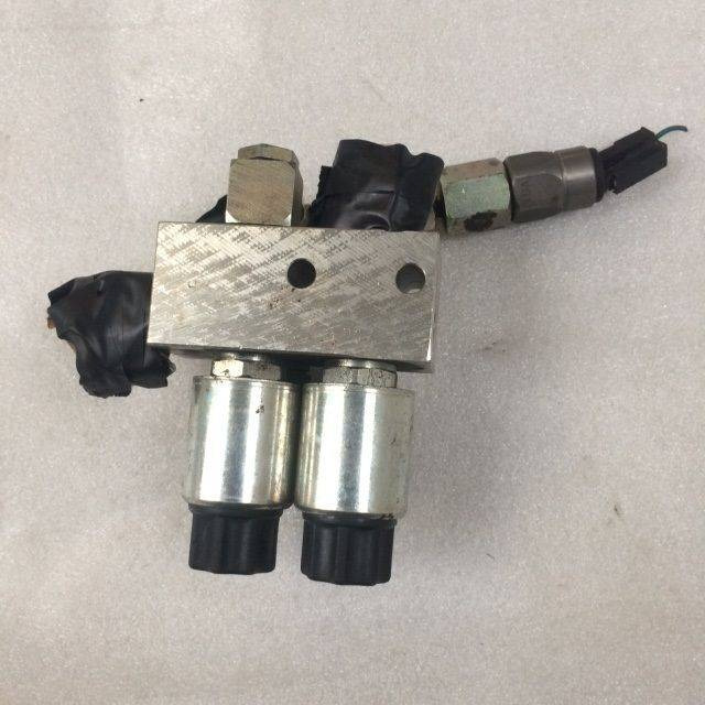 Valve Block for jungheinrich EJE C20 - صمامات هيدروليكية - معدات المناولة: صور 3 Valve Block for jungheinrich EJE C20 - صمامات هيدروليكية - معدات المناولة: صور 3