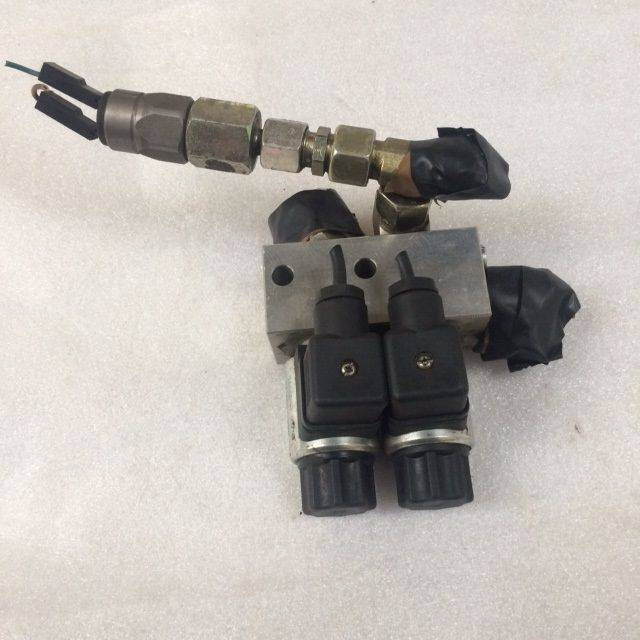 Valve Block for jungheinrich EJE C20 - صمامات هيدروليكية - معدات المناولة: صور 1 Valve Block for jungheinrich EJE C20 - صمامات هيدروليكية - معدات المناولة: صور 1