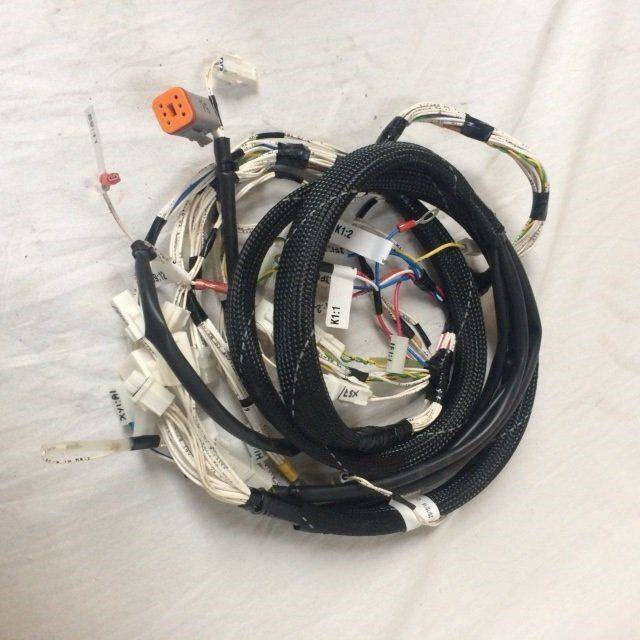 Wire set for Caterpillar - الكابلات/ الأسلاك - معدات المناولة: صور 1 Wire set for Caterpillar - الكابلات/ الأسلاك - معدات المناولة: صور 1