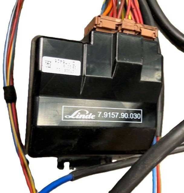 Wiring harnesses windscreen - النظام الكهربائي - معدات المناولة: صور 3 Wiring harnesses windscreen - النظام الكهربائي - معدات المناولة: صور 3