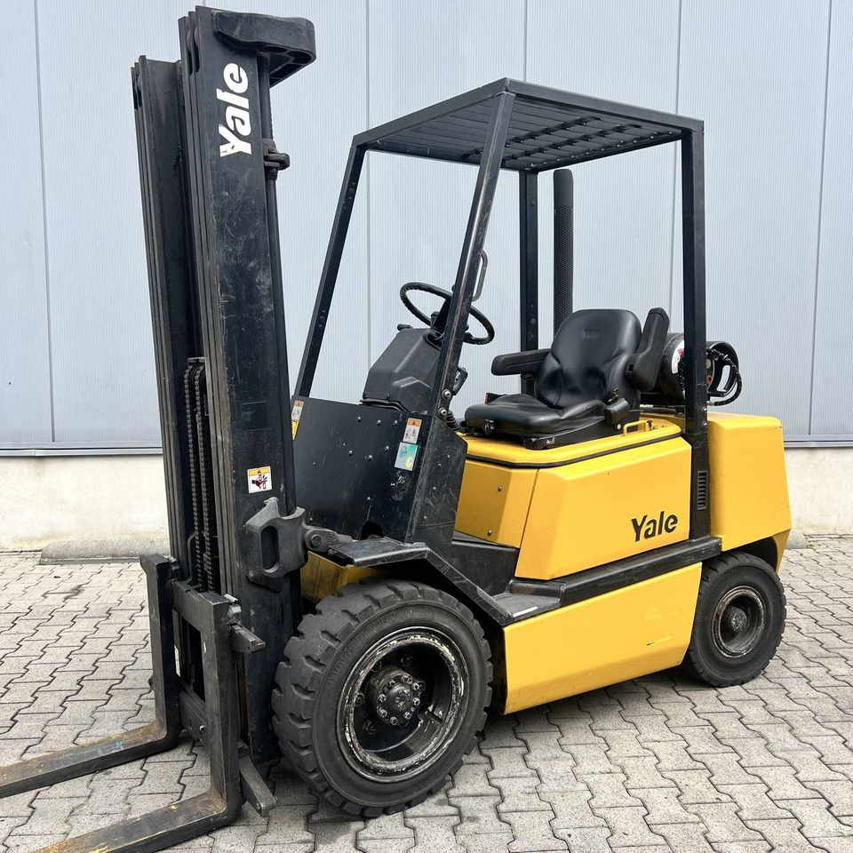 Yale GLP30TF - رافعة شوكية تعمل بالغاز: صور 1 Yale GLP30TF - رافعة شوكية تعمل بالغاز: صور 1
