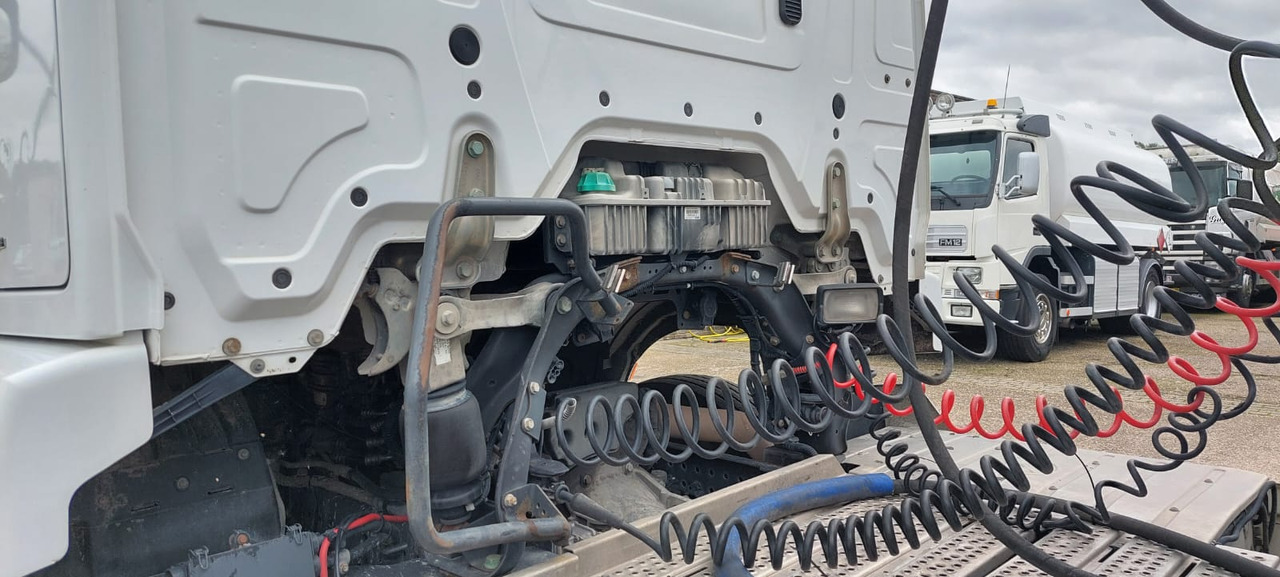 شاحنة جرار MERCEDES Actros: صور 7