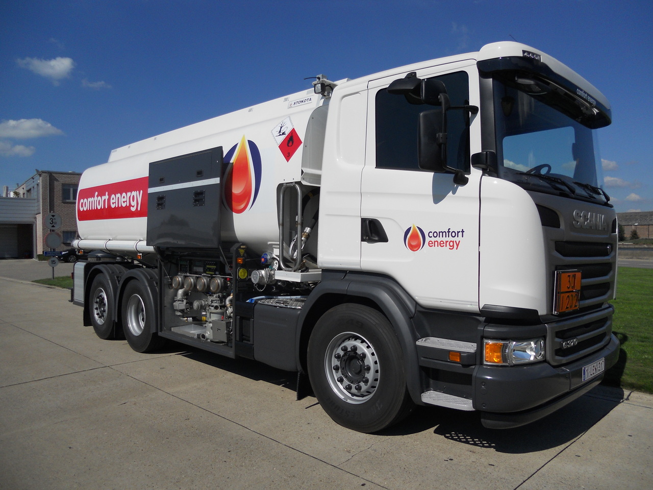SCANIA G370 - شاحنة صهريج: صور 3 SCANIA G370 - شاحنة صهريج: صور 3