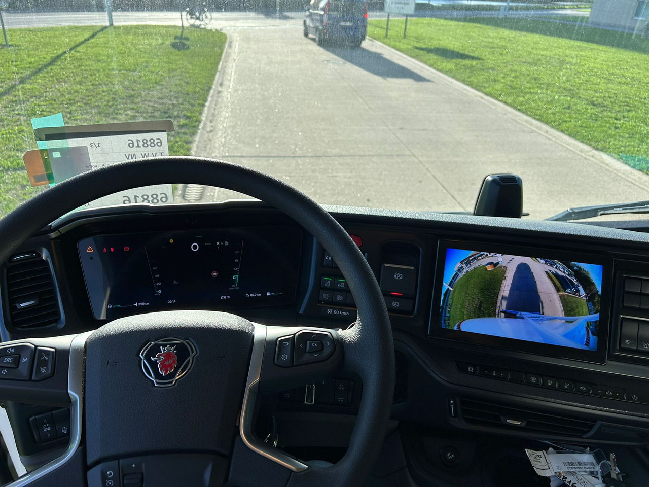 SCANIA P370 - شاحنة صهريج: صور 4 SCANIA P370 - شاحنة صهريج: صور 4