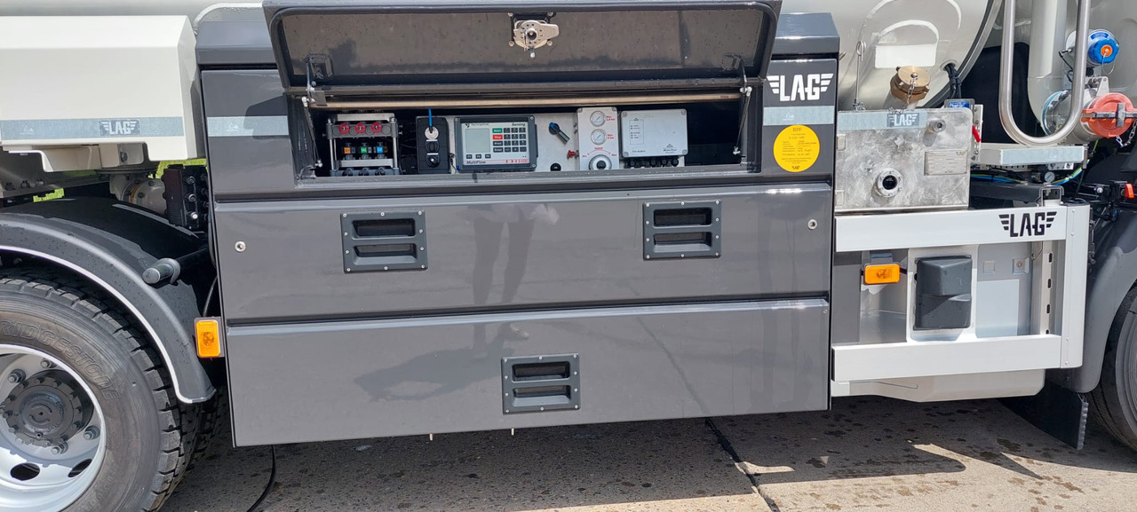 VOLVO FL - شاحنة صهريج: صور 2 VOLVO FL - شاحنة صهريج: صور 2
