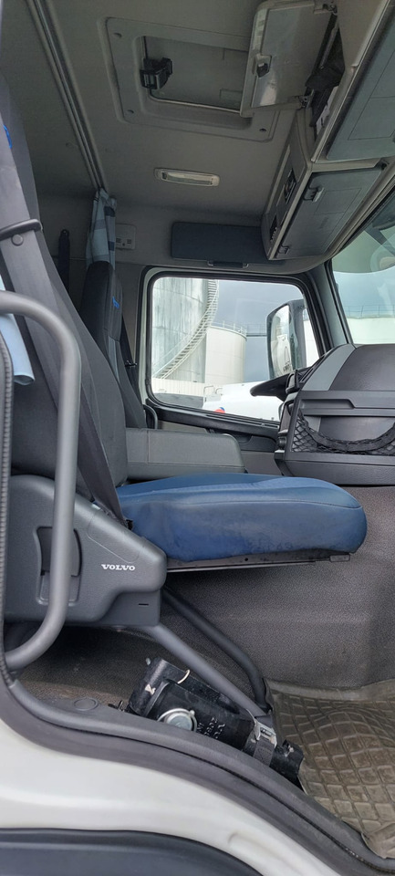 VOLVO FM - شاحنة صهريج: صور 2 VOLVO FM - شاحنة صهريج: صور 2