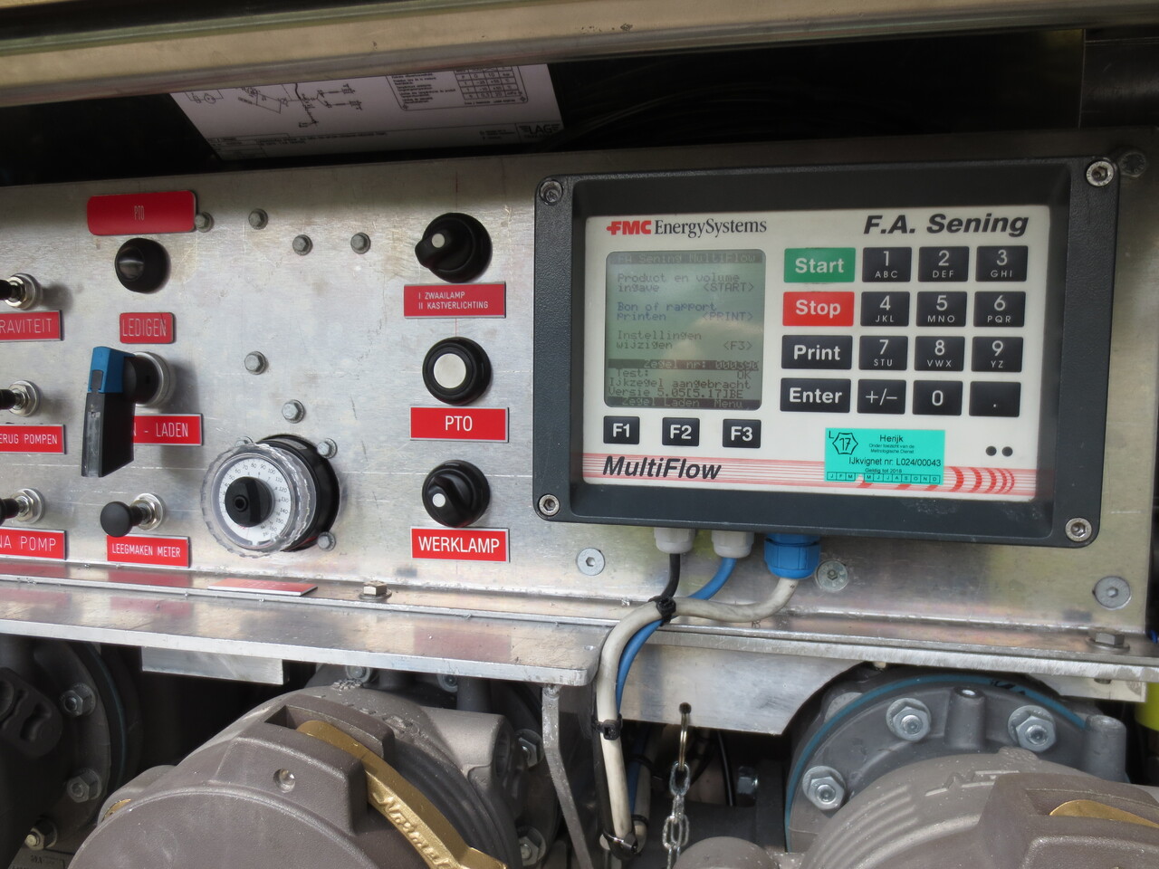 VOLVO FM - شاحنة صهريج: صور 2 VOLVO FM - شاحنة صهريج: صور 2