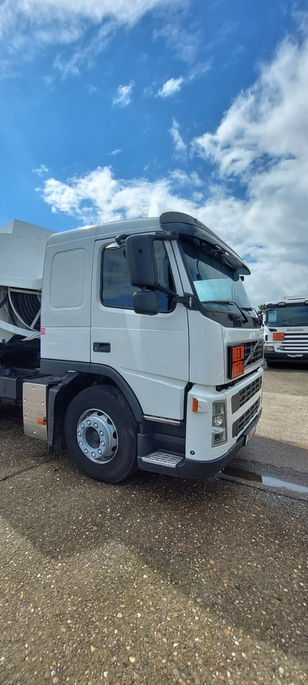 VOLVO FM - شاحنة جرار: صور 3 VOLVO FM - شاحنة جرار: صور 3