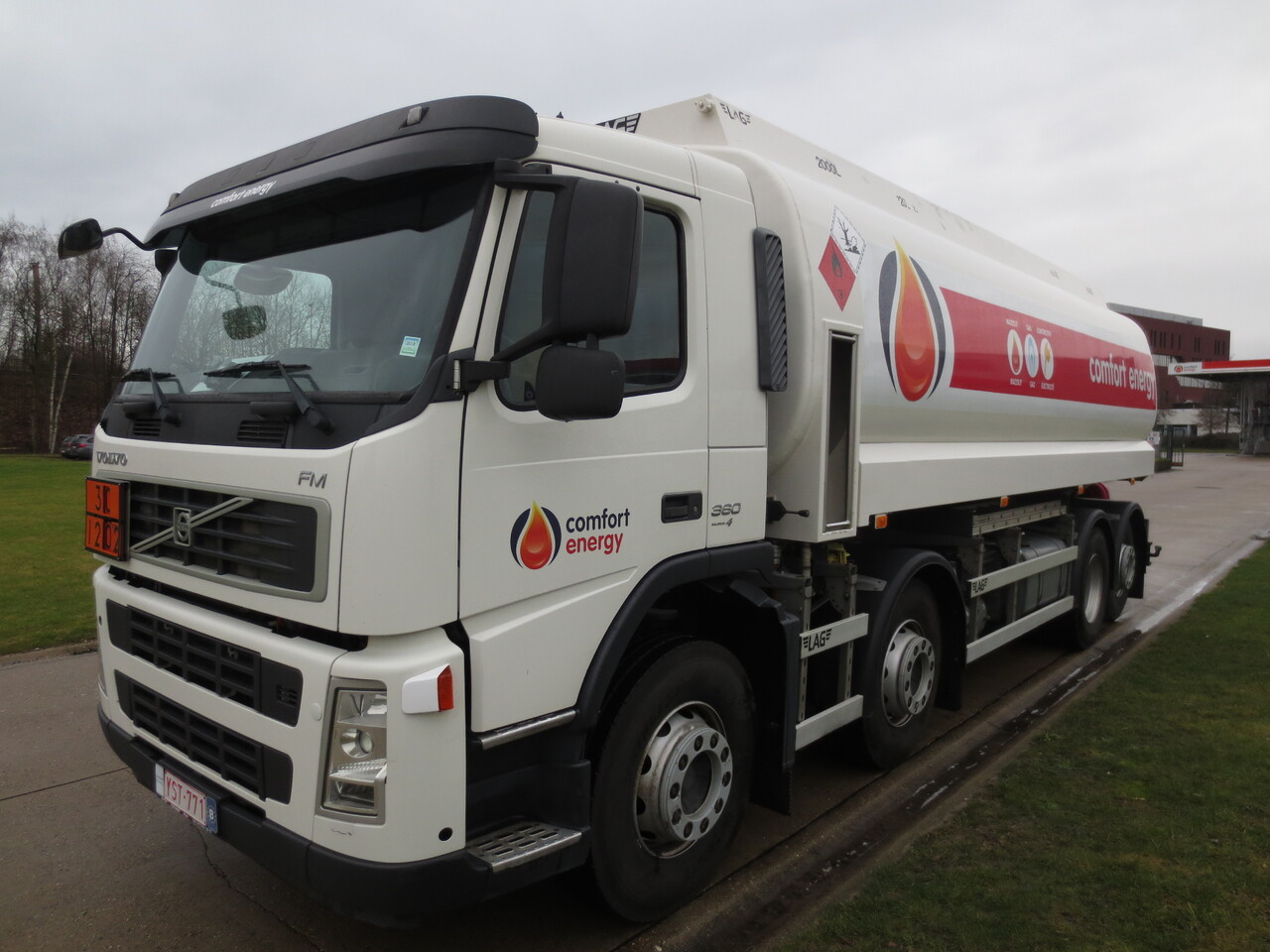 Volvo FMFH - شاحنة صهريج: صور 1 Volvo FMFH - شاحنة صهريج: صور 1