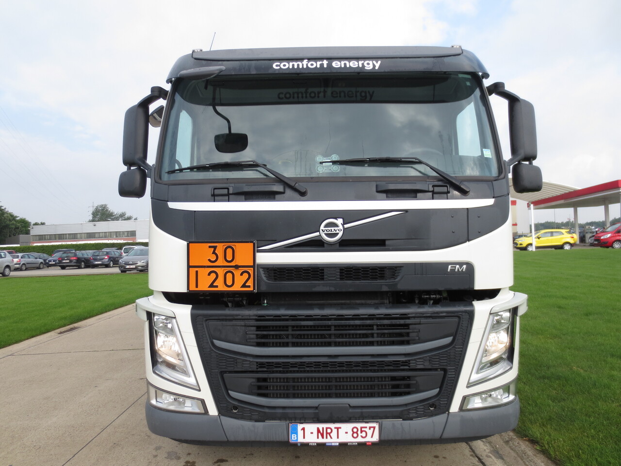 Volvo FM - شاحنة صهريج: صور 2 Volvo FM - شاحنة صهريج: صور 2