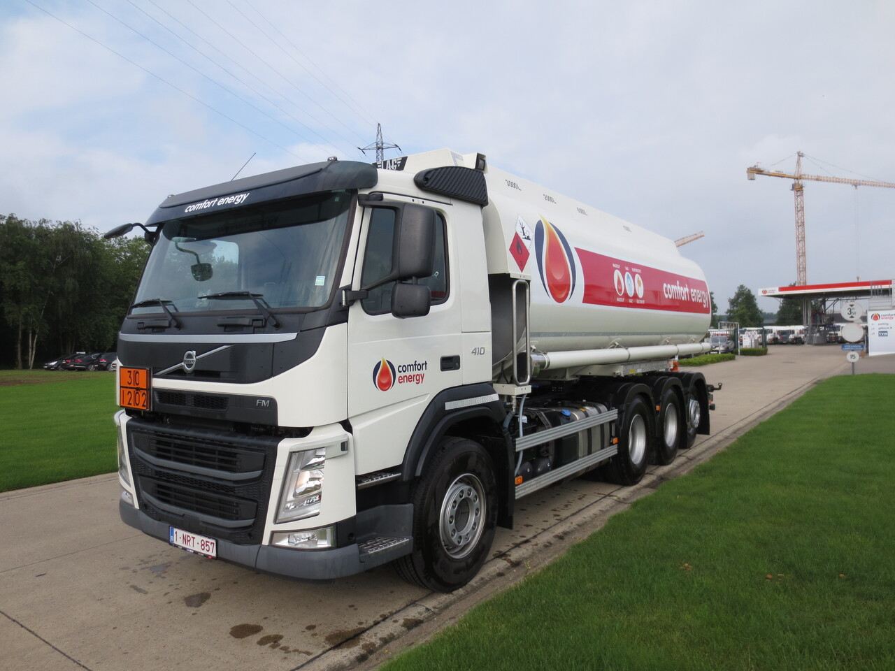 Volvo FM - شاحنة صهريج: صور 1 Volvo FM - شاحنة صهريج: صور 1