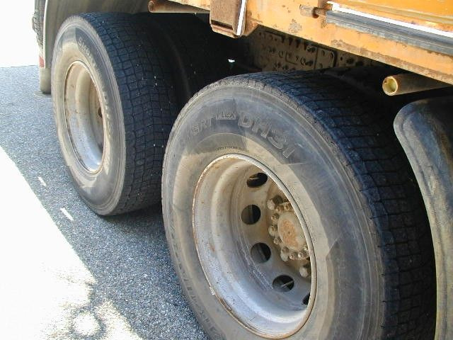 Volvo FH 12 6x4 Volvo FH 12 6x4 - شاحنات مسطحة, شاحنة كرين: صور 5 Volvo FH 12 6x4 Volvo FH 12 6x4 - شاحنات مسطحة, شاحنة كرين: صور 5