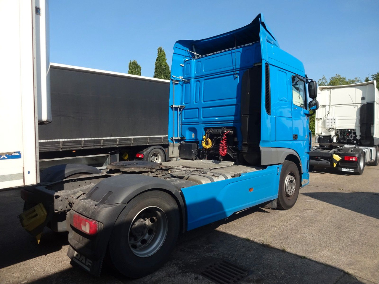 DAF XF 440, SC, Klima, 2 x Tank, Intarder, Standklim - شاحنة جرار: صور 5 DAF XF 440, SC, Klima, 2 x Tank, Intarder, Standklim - شاحنة جرار: صور 5