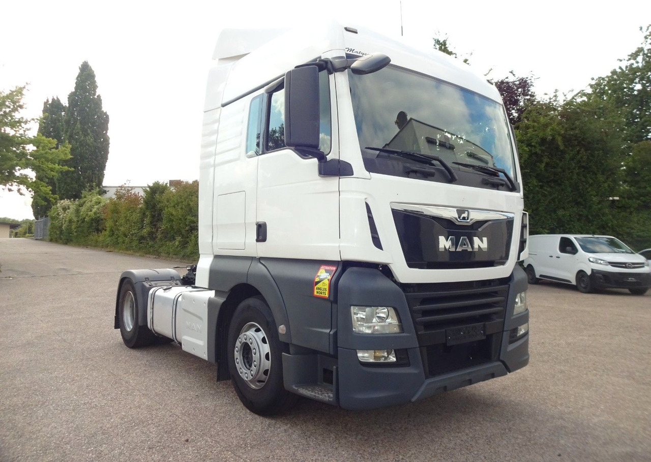 MAN 10 x TGX 18.470, XLX, Intarder, ACC, 2 Tank - شاحنة جرار: صور 1 MAN 10 x TGX 18.470, XLX, Intarder, ACC, 2 Tank - شاحنة جرار: صور 1