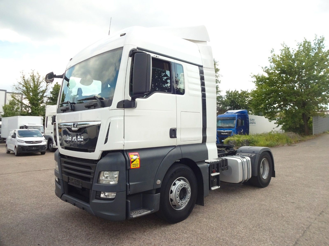 MAN 10 x TGX 18.470, XLX, Intarder, ACC, 2 Tank - شاحنة جرار: صور 3 MAN 10 x TGX 18.470, XLX, Intarder, ACC, 2 Tank - شاحنة جرار: صور 3