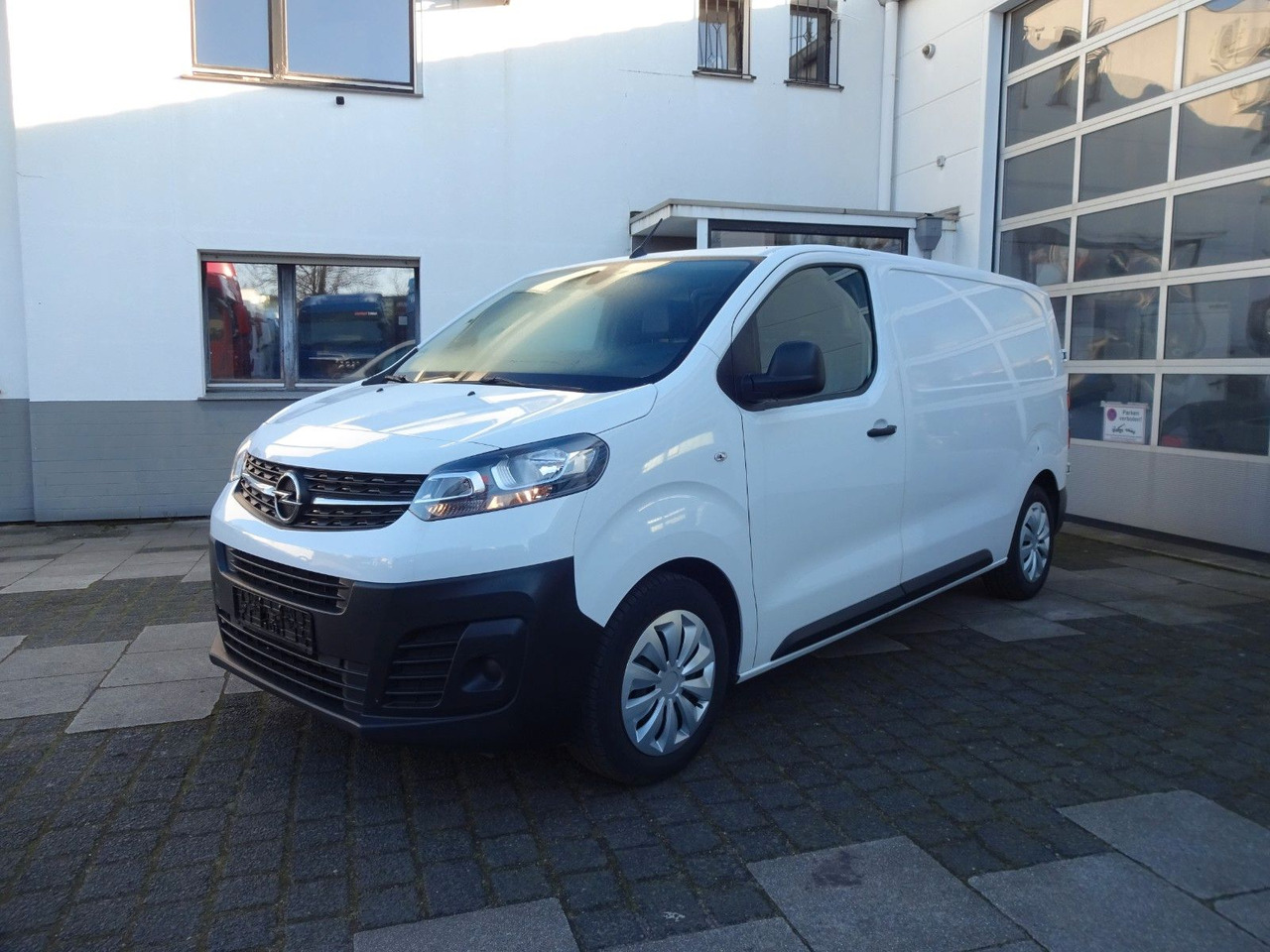 Opel Opel 5 x Vivaro Kasten L1H1, Klima, PDC, - فان المدمجة: صور 3 Opel Opel 5 x Vivaro Kasten L1H1, Klima, PDC, - فان المدمجة: صور 3