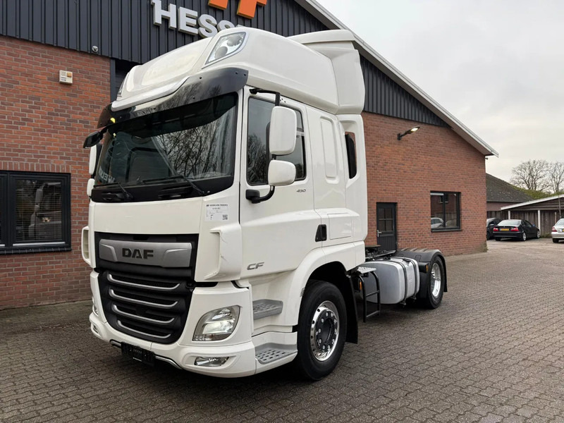 DAF CF 450 4X2 Space Cab LED Retarder Alcoa dura Bright 296.210 KM! German truck - شاحنة جرار: صور 1 DAF CF 450 4X2 Space Cab LED Retarder Alcoa dura Bright 296.210 KM! German truck - شاحنة جرار: صور 1