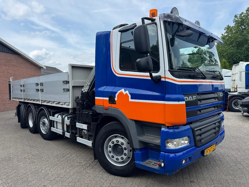 DAF CF 85.360 8X2 3 Zijdige kipper HIAB 16 t/m kraan AHK Top condition - قلابات, شاحنة كرين: صور 4 DAF CF 85.360 8X2 3 Zijdige kipper HIAB 16 t/m kraan AHK Top condition - قلابات, شاحنة كرين: صور 4