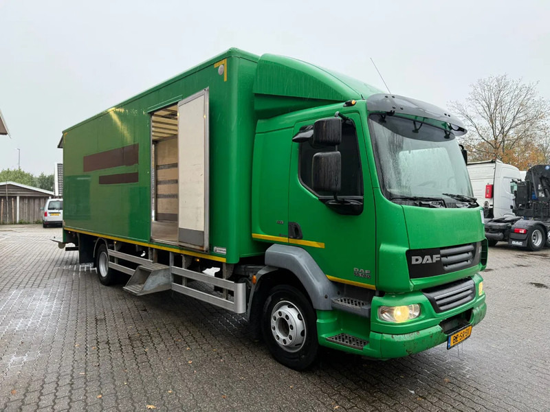 DAF LF 55.180 7.3M Koffer 1500KG LBW Zijdeur NL Truck - بصندوق مغلق شاحنة: صور 5 DAF LF 55.180 7.3M Koffer 1500KG LBW Zijdeur NL Truck - بصندوق مغلق شاحنة: صور 5