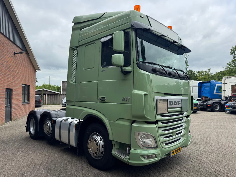 DAF XF 440 6X2 FTG Space Cab Standairco NL truck - شاحنة جرار: صور 2 DAF XF 440 6X2 FTG Space Cab Standairco NL truck - شاحنة جرار: صور 2