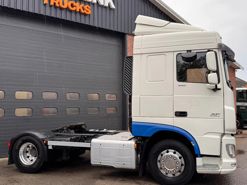 DAF XF 440 Space Cab Alcoa 683.700KM! NL Truck - شاحنة جرار: صور 2 DAF XF 440 Space Cab Alcoa 683.700KM! NL Truck - شاحنة جرار: صور 2