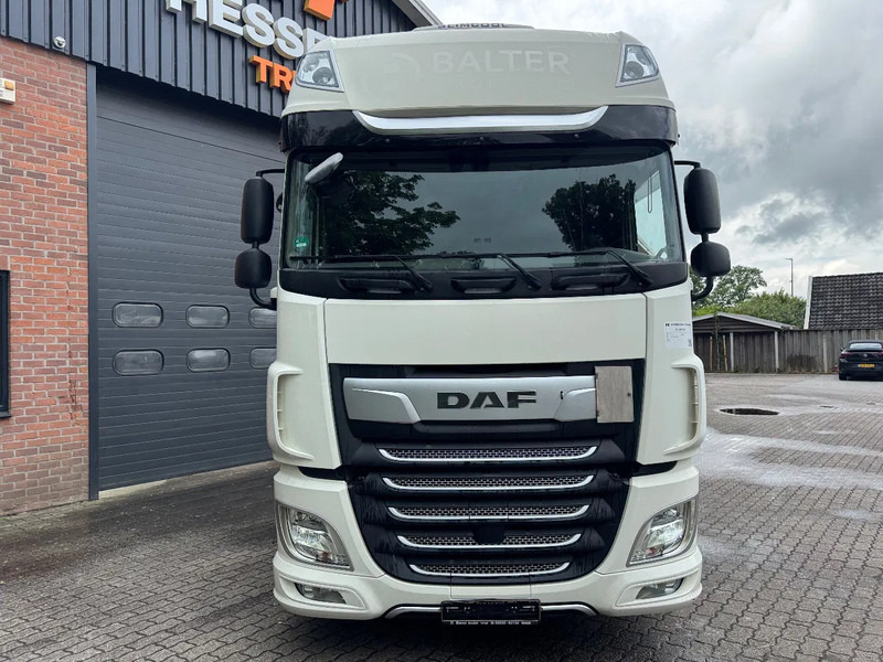 DAF XF 480 Mega SSC 2X tank Standklima Retarder 668.740KM - شاحنة جرار: صور 4 DAF XF 480 Mega SSC 2X tank Standklima Retarder 668.740KM - شاحنة جرار: صور 4