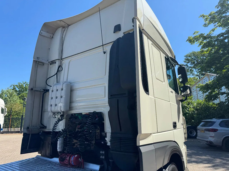 DAF XF 480 SSC Super Space 2x tank LED 264.905KM Smartacho 2 Standairco - شاحنة جرار: صور 5 DAF XF 480 SSC Super Space 2x tank LED 264.905KM Smartacho 2 Standairco - شاحنة جرار: صور 5