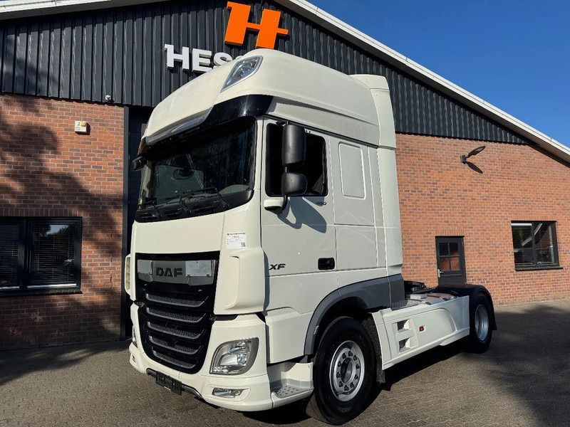 DAF XF 480 SSC Super Space 2x tank LED PTO-Prep 299.740KM ACC - شاحنة جرار: صور 1 DAF XF 480 SSC Super Space 2x tank LED PTO-Prep 299.740KM ACC - شاحنة جرار: صور 1