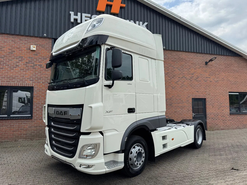 DAF XF 480 SSC Super Space 2x tank LED PTO-Prep 338.054M ACC - شاحنة جرار: صور 1 DAF XF 480 SSC Super Space 2x tank LED PTO-Prep 338.054M ACC - شاحنة جرار: صور 1