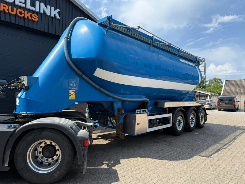 Feldbinder 34m3 Veevoeder Vogelsang-pomp, Coating binnenzijde - نصف مقطورة صهريج: صور 1 Feldbinder 34m3 Veevoeder Vogelsang-pomp, Coating binnenzijde - نصف مقطورة صهريج: صور 1