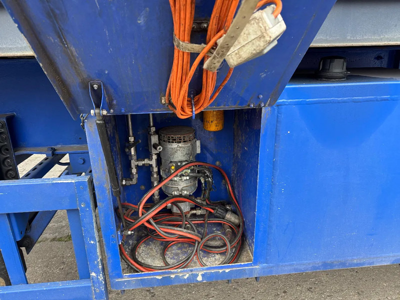 Hendricks 20ft container Kippchassis 24V hydraulic Self support! - شاحنات الحاويات/ جسم علوي قابل للتغيير نصف مقطورة: صور 3 Hendricks 20ft container Kippchassis 24V hydraulic Self support! - شاحنات الحاويات/ جسم علوي قابل للتغيير نصف مقطورة: صور 3