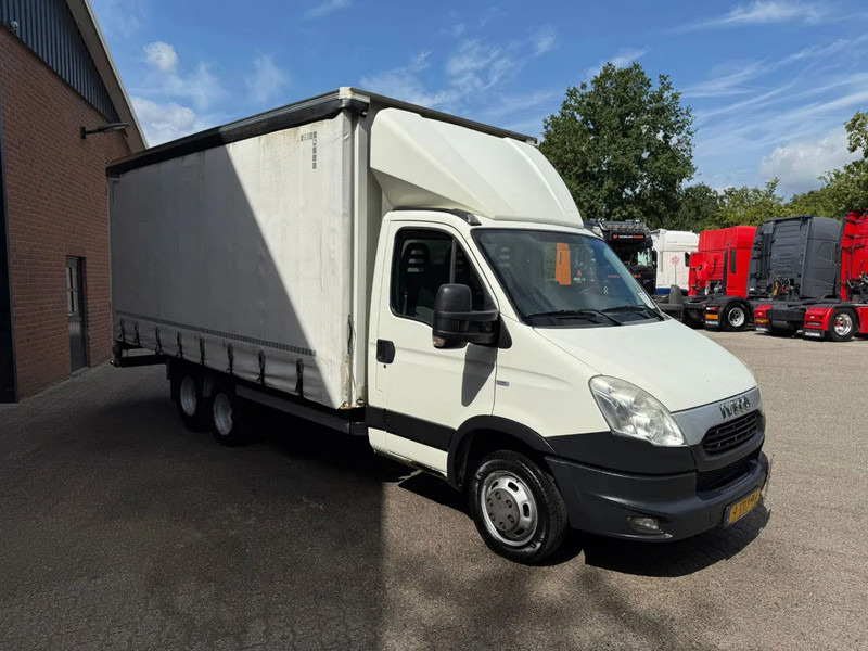 Iveco Daily 40C17 BE Combinatie Veldhuizen schuifzeil opbouw - شاحنة جرار: صور 4 Iveco Daily 40C17 BE Combinatie Veldhuizen schuifzeil opbouw - شاحنة جرار: صور 4