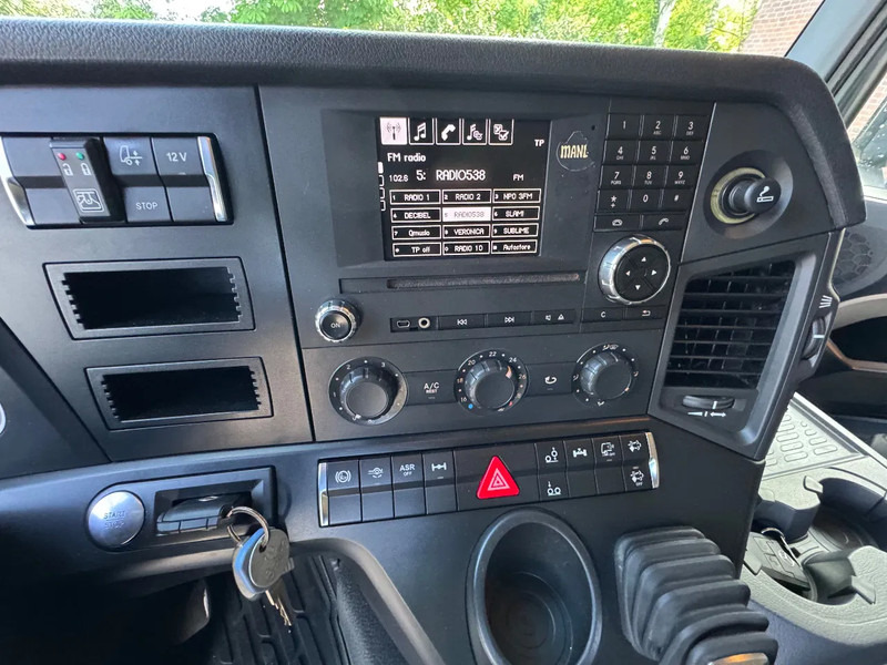 Mercedes-Benz Actros 2748 6X2 Bigspace AHK 623.380KM! 8.1M Heiwo box, Stuuras, Top condition - بصندوق مغلق شاحنة: صور 5 Mercedes-Benz Actros 2748 6X2 Bigspace AHK 623.380KM! 8.1M Heiwo box, Stuuras, Top condition - بصندوق مغلق شاحنة: صور 5