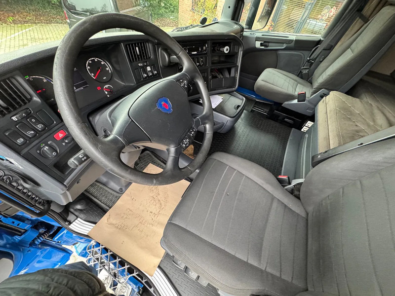 Scania R420 4X2 Higline Retarder AD-Blue PDE APK/TUV 11/2025 - شاحنة جرار: صور 5 Scania R420 4X2 Higline Retarder AD-Blue PDE APK/TUV 11/2025 - شاحنة جرار: صور 5