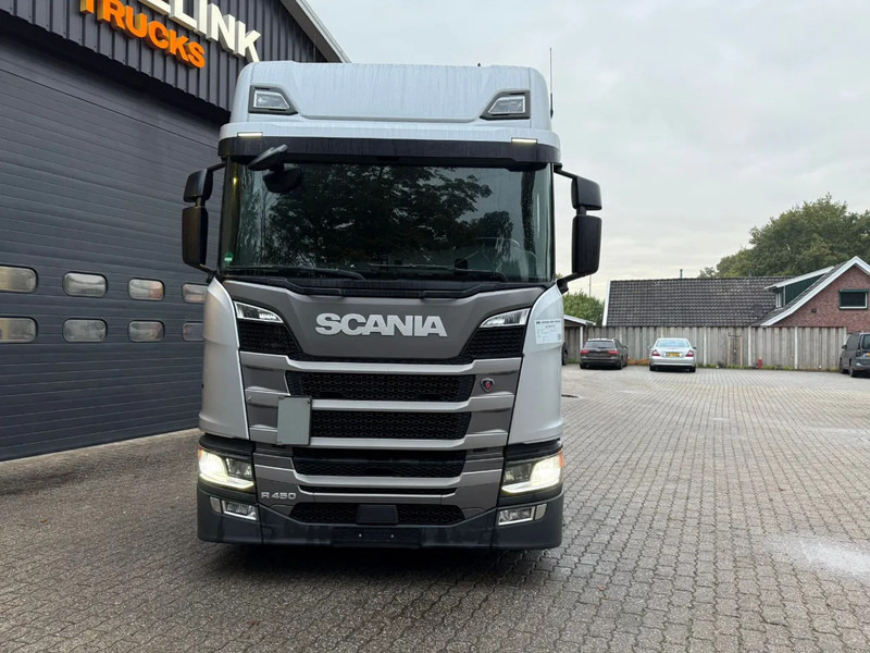 Scania R450 NGS 4X2EB Lowliner Retarder Standairco Smarttacho 2 German truck - شاحنة جرار: صور 5 Scania R450 NGS 4X2EB Lowliner Retarder Standairco Smarttacho 2 German truck - شاحنة جرار: صور 5