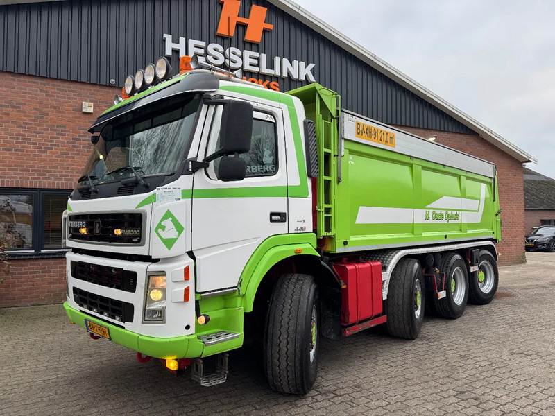 Terberg FM 2000 8X8 21m3 Isolated Hardox Manual gearbox NL truck - قلابات: صور 2 Terberg FM 2000 8X8 21m3 Isolated Hardox Manual gearbox NL truck - قلابات: صور 2