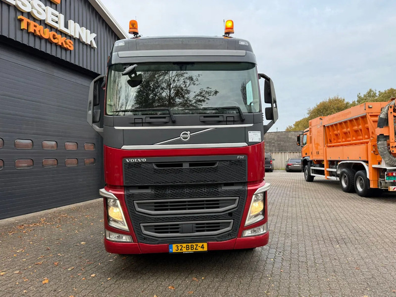 Volvo FH 460 6X2 Globetrotter PTO Hydraulic NL Truck 738.390KM - شاحنة جرار: صور 5 Volvo FH 460 6X2 Globetrotter PTO Hydraulic NL Truck 738.390KM - شاحنة جرار: صور 5