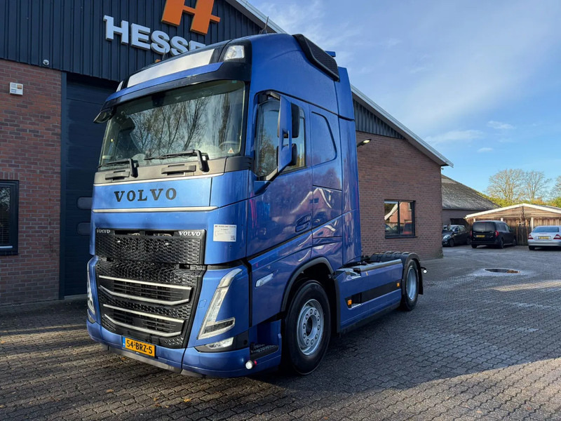 Volvo FH 460 Globetrotter XL 2x tank Standairco 405.369KM! NL Truck - APK 09-2026 - شاحنة جرار: صور 1 Volvo FH 460 Globetrotter XL 2x tank Standairco 405.369KM! NL Truck - APK 09-2026 - شاحنة جرار: صور 1