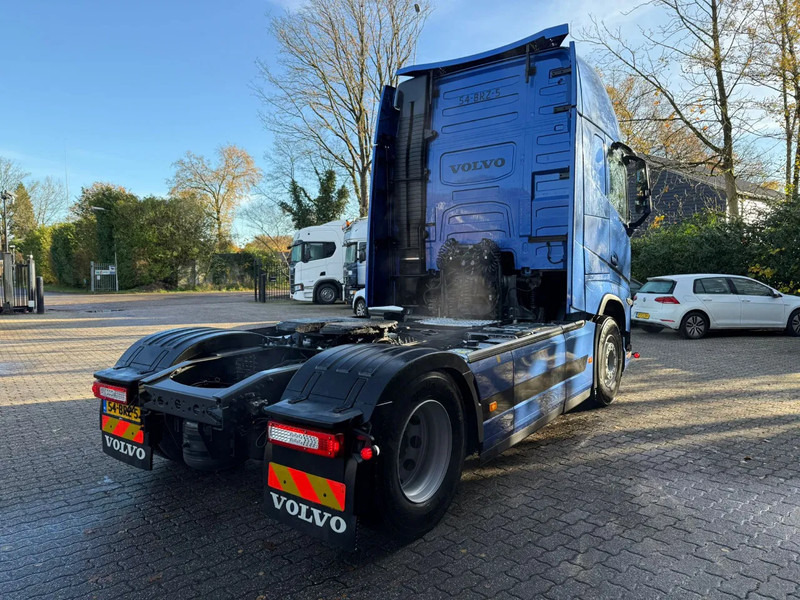 Volvo FH 460 Globetrotter XL 2x tank Standairco 405.369KM! NL Truck - APK 09-2026 - شاحنة جرار: صور 3 Volvo FH 460 Globetrotter XL 2x tank Standairco 405.369KM! NL Truck - APK 09-2026 - شاحنة جرار: صور 3