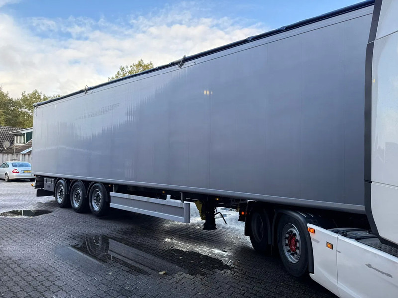 Kraker 92M3 Cargo Floor 10MM Liftas NL Trailer APK/TUV 20-05-2026 - أرضية المشي نصف مقطورة: صور 4 Kraker 92M3 Cargo Floor 10MM Liftas NL Trailer APK/TUV 20-05-2026 - أرضية المشي نصف مقطورة: صور 4