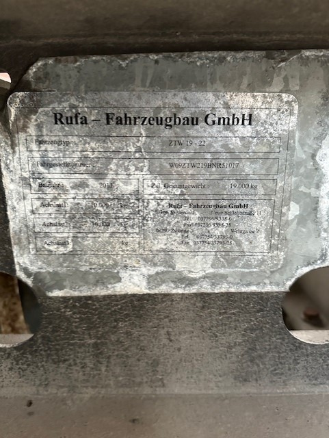 Rufa 19 to GG, zwillingsbereift, tiefgekuppelt, Fabrikat Rufa - بصندوق مغلق مقطورة: صور 5 Rufa 19 to GG, zwillingsbereift, tiefgekuppelt, Fabrikat Rufa - بصندوق مغلق مقطورة: صور 5