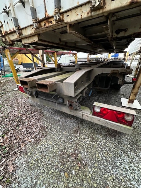 Rufa 19 to GG, zwillingsbereift, tiefgekuppelt, Fabrikat Rufa - بصندوق مغلق مقطورة: صور 3 Rufa 19 to GG, zwillingsbereift, tiefgekuppelt, Fabrikat Rufa - بصندوق مغلق مقطورة: صور 3