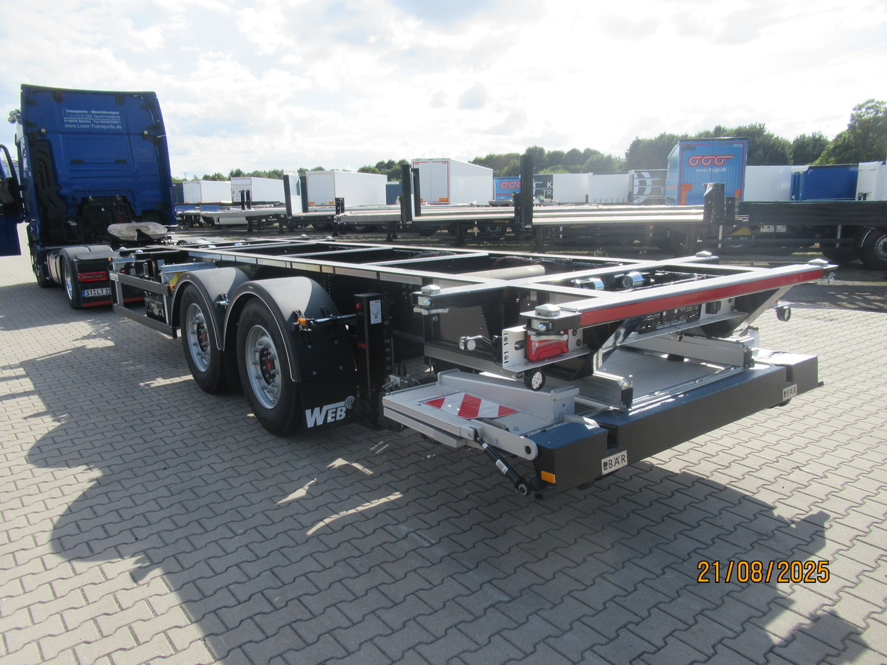 System Trailers BDF-System, Standard ohne Zulassung, mit Ladebordwand - بصندوق مغلق مقطورة: صور 4 System Trailers BDF-System, Standard ohne Zulassung, mit Ladebordwand - بصندوق مغلق مقطورة: صور 4