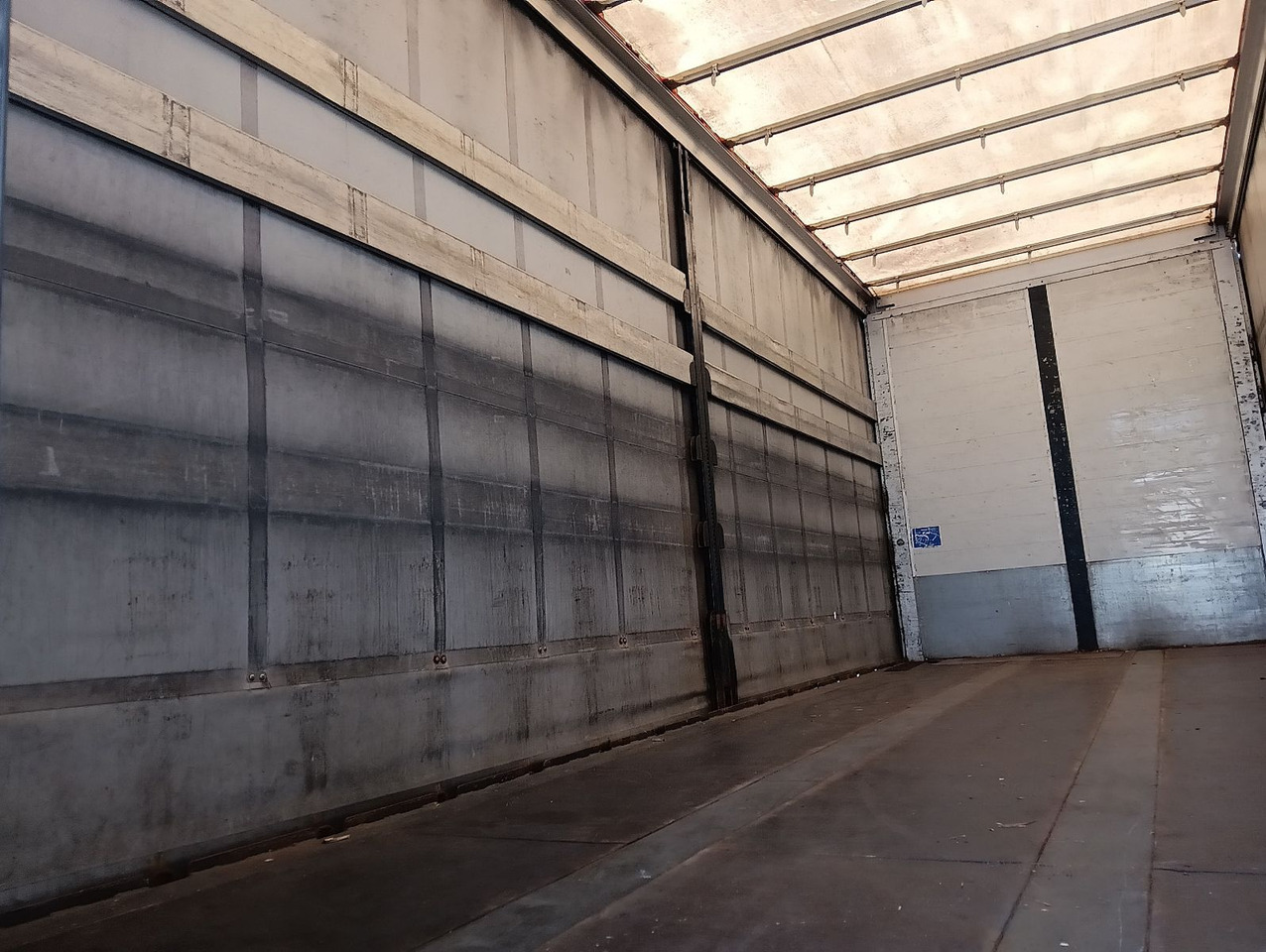 Hofmann 2xWB2205 C745 9/2007 Hubdach,Curtainsider,Edscha Hofmann 2xWB2205 C745 9/2007 Hubdach,Curtainsider,Edscha - جسم السيارة - بغطاء جانبي: صور 5 Hofmann 2xWB2205 C745 9/2007 Hubdach,Curtainsider,Edscha Hofmann 2xWB2205 C745 9/2007 Hubdach,Curtainsider,Edscha - جسم السيارة - بغطاء جانبي: صور 5