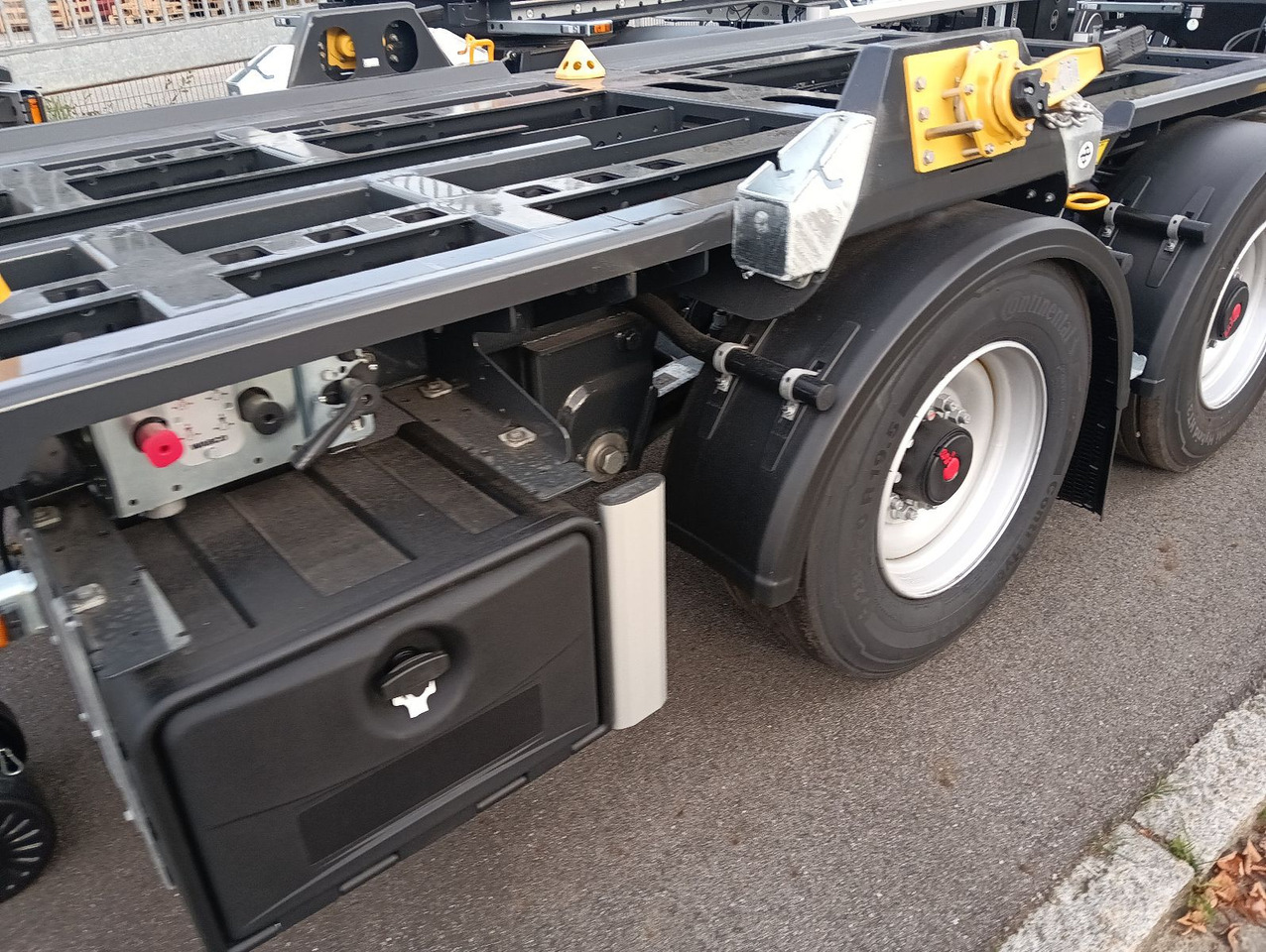 Hüffermann 2-A-MINI-CARRIER SAFETYFIX VERZINKT NEU TOP-PREI - مقطورة هوك ليفت/ لود لوجر: صور 2 Hüffermann 2-A-MINI-CARRIER SAFETYFIX VERZINKT NEU TOP-PREI - مقطورة هوك ليفت/ لود لوجر: صور 2