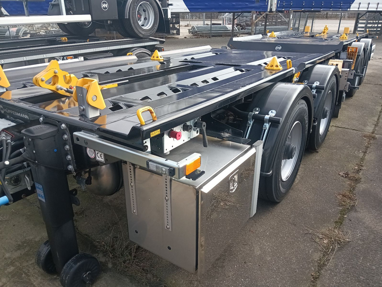 Hüffermann 2-ACHS-MINI-CARRIER MULTIFIX verzinkt NEU BPW Hüffermann 2-ACHS-MINI-CARRIER MULTIFIX verzinkt NEU BPW - مقطورة هوك ليفت/ لود لوجر: صور 2 Hüffermann 2-ACHS-MINI-CARRIER MULTIFIX verzinkt NEU BPW Hüffermann 2-ACHS-MINI-CARRIER MULTIFIX verzinkt NEU BPW - مقطورة هوك ليفت/ لود لوجر: صور 2