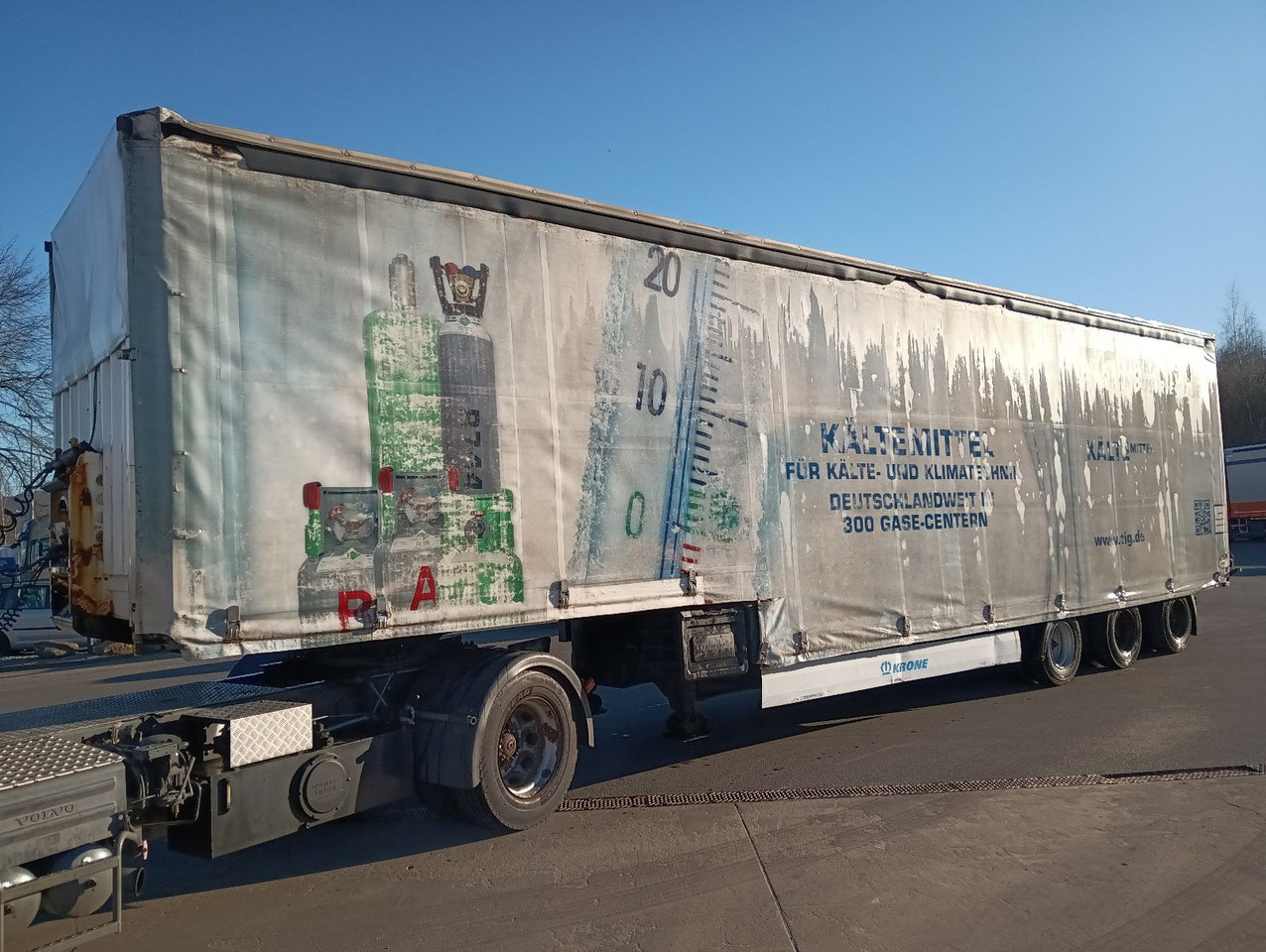 Krone SDP 27 12,2m JUMBO BPW 235/75R17,5 Reifen 90% - عربة مسطحة منخفضة نصف مقطورة: صور 1 Krone SDP 27 12,2m JUMBO BPW 235/75R17,5 Reifen 90% - عربة مسطحة منخفضة نصف مقطورة: صور 1