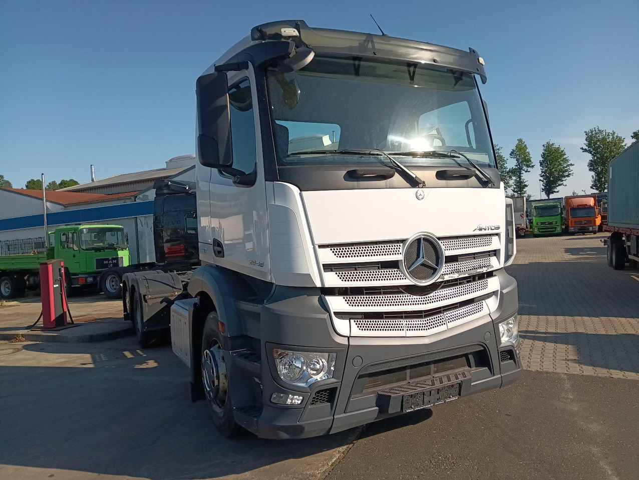 Mercedes-Benz 2545 6x2 Lenk/Lift MEILLER RK2070 Luft/Luft - الشاسيه شاحنة: صور 1 Mercedes-Benz 2545 6x2 Lenk/Lift MEILLER RK2070 Luft/Luft - الشاسيه شاحنة: صور 1