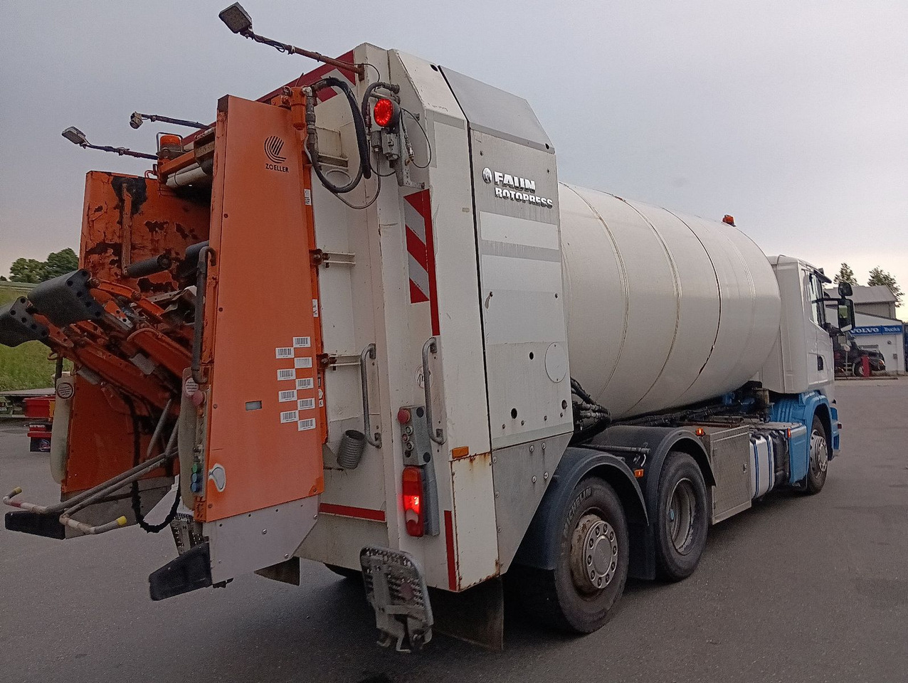 شاحنة القمامة Scania G360 6x2 RETARDER FAUN ROTOPRESS 521L Zöller 230: صور 15